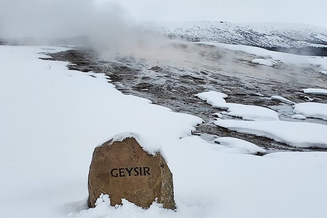 Your private golden circle tour with a personal guide - What the guide and driver add
